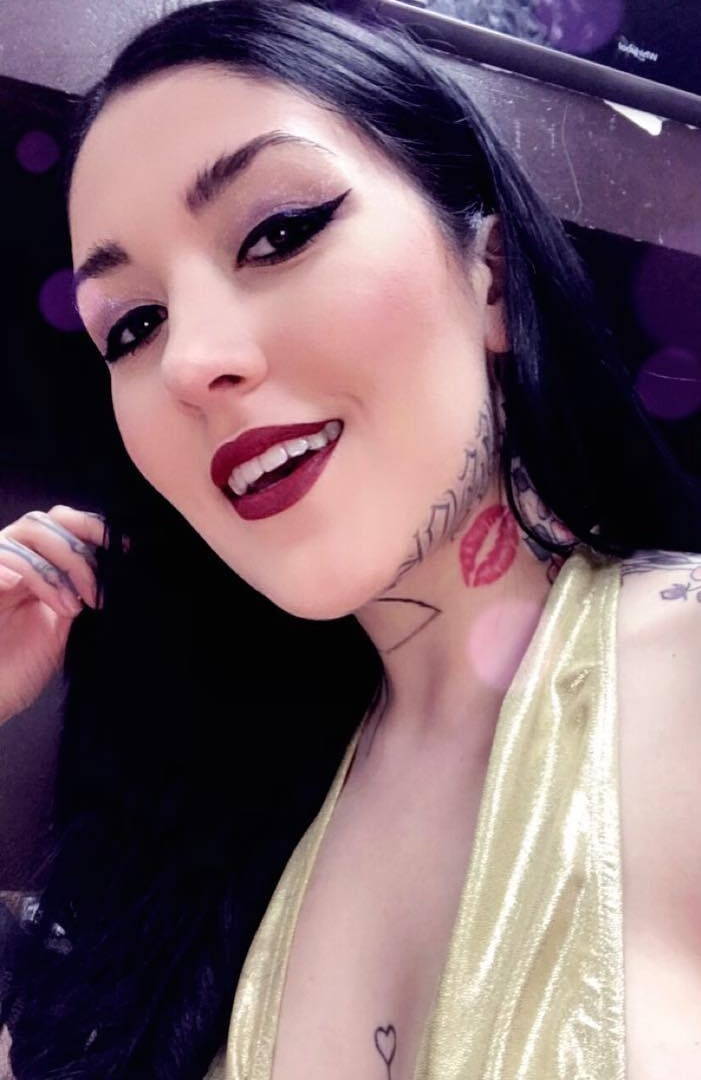 self shot alee veguilla