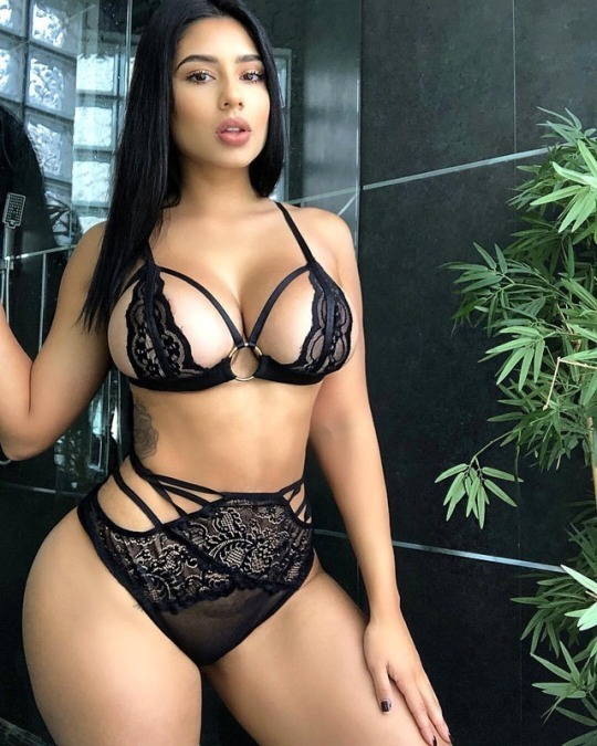 mia francis  butthole