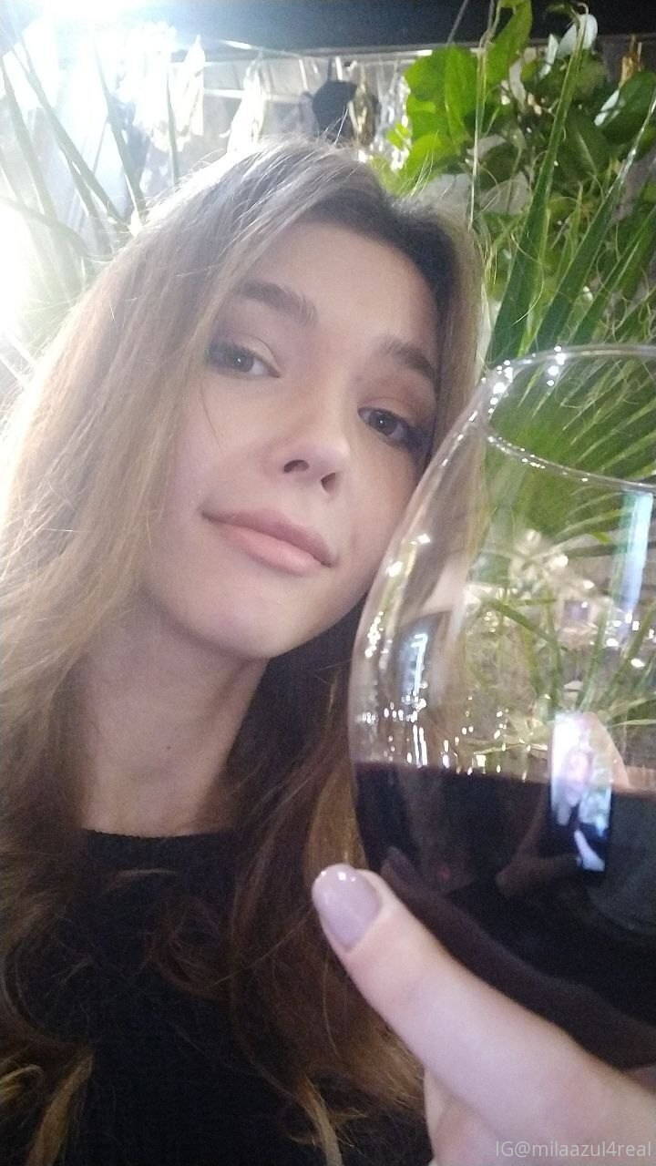 mila azul  amateur