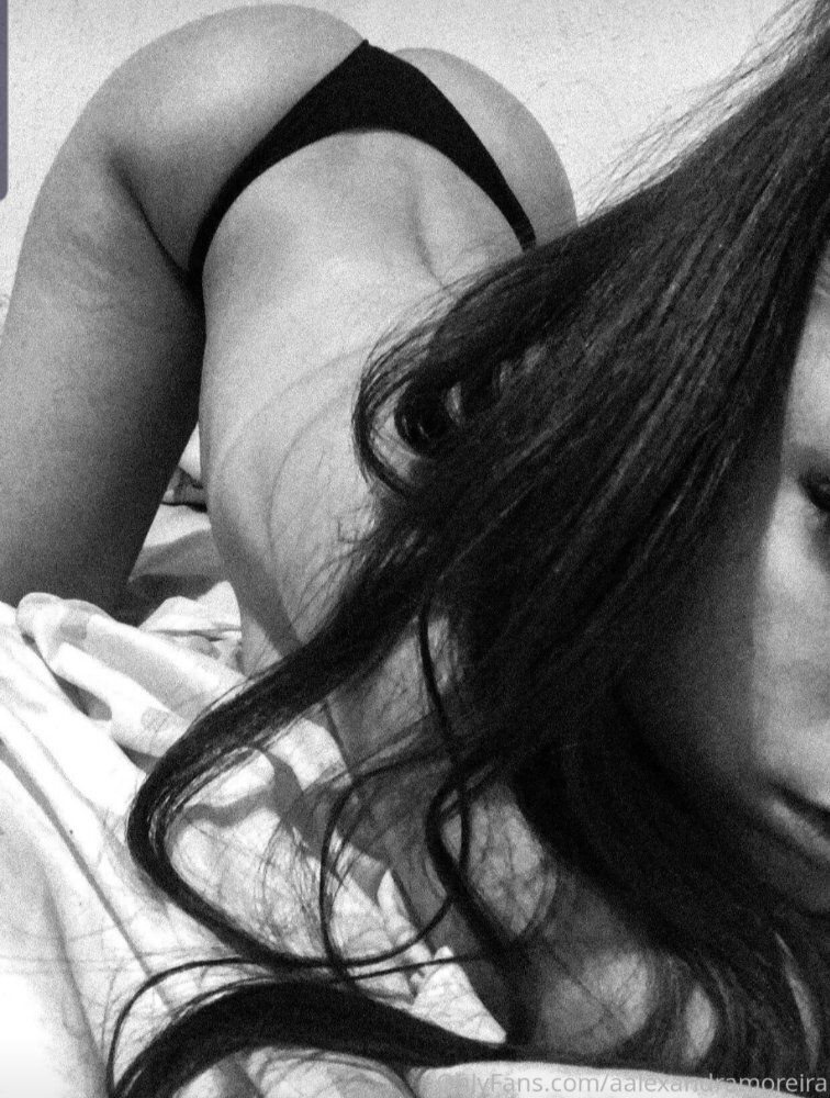aalexandramoreira selfies nude
