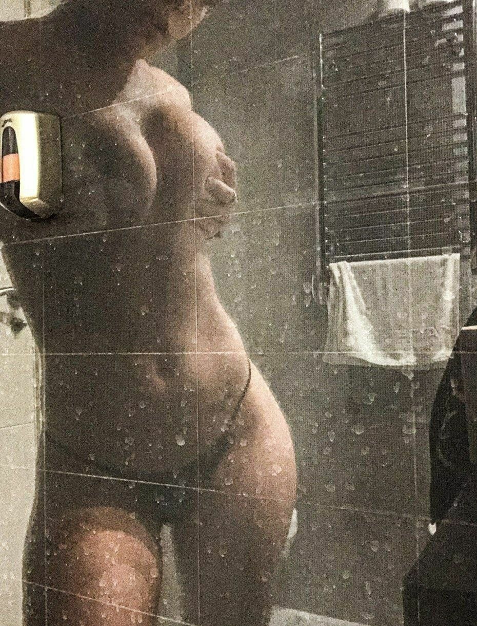 slut aalexandramoreira 