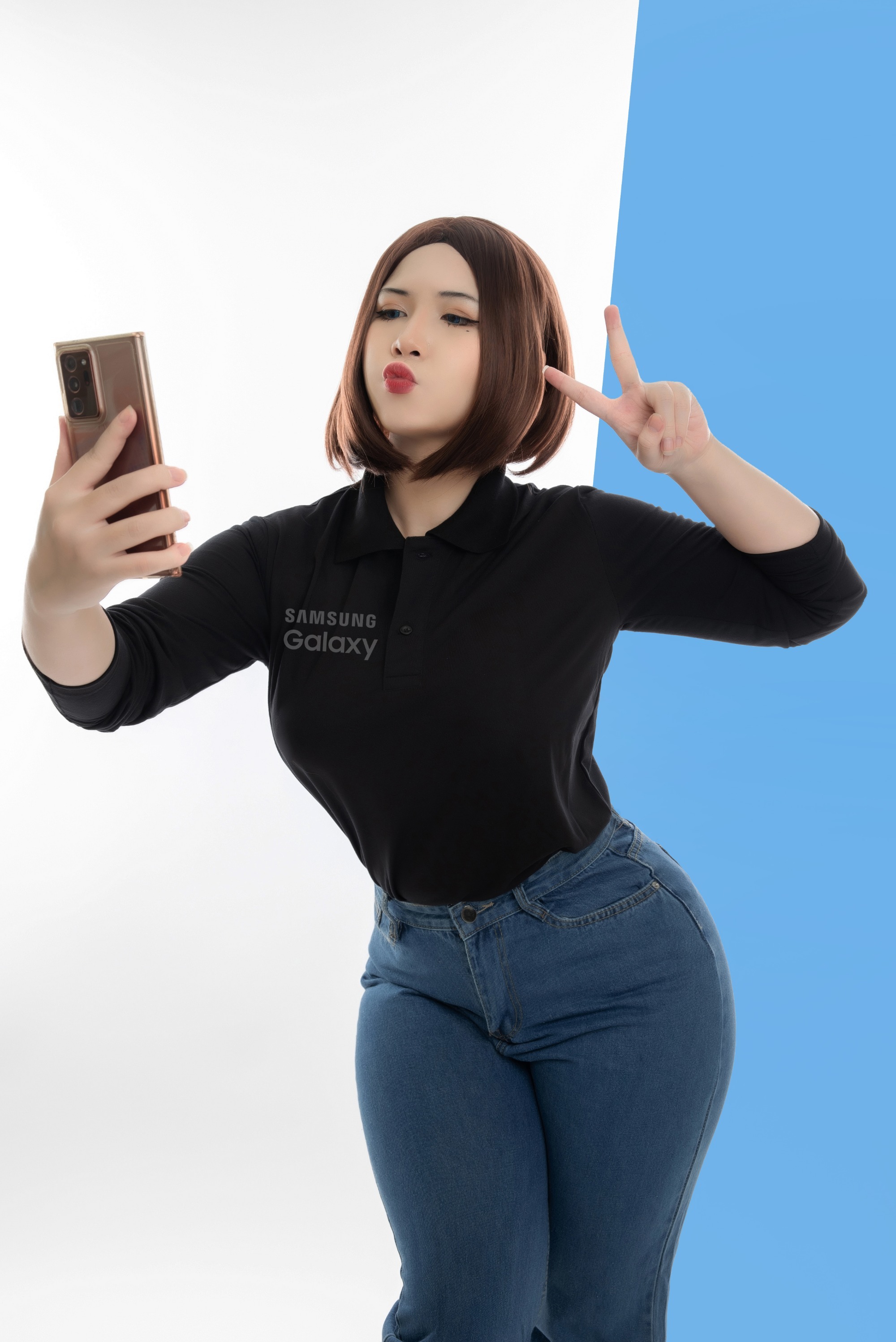 uyuy2907 sam brunette