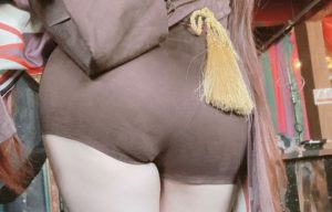 Atsuki むちむち胡桃と水着マルゼンさん