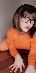 Pinkchyu - Velma