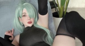 Alina Becker - Elizabeth