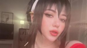 Alina Becker – Yor Forger