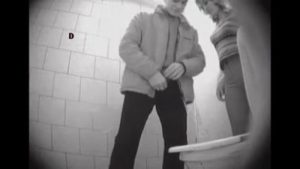 [VIDEO] Hidden camera in school toilet