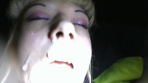 [VIDEO] Fucked someone else's wife in the car and came on her face while her husband was picking up their child from kindergarten