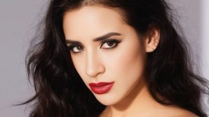 Tammy Parra fakes