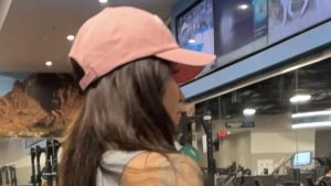 Morocha cola divina en gym