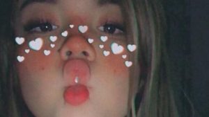 La doc muestra las tetas