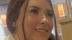 Tetona bellisima le gusta mostrar