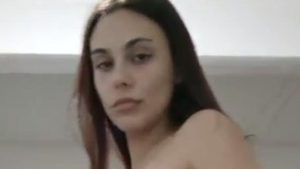 Tetas naturales de Argentina divina