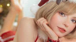 Ashley Graham christmas - Peachmilky