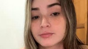 Pili Martinez, 2 20 age - lastname